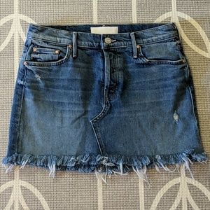 MOTHER The Tomcat Fray Mini Skirt
